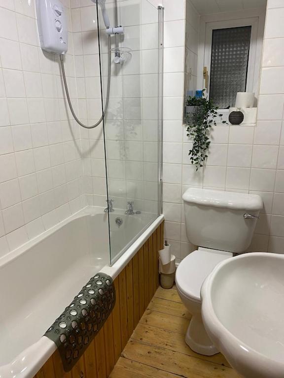 The Ramblers Rest - Whole Apartment - Pet Friendly - Close To Amenities And Walks Edzell Exteriör bild