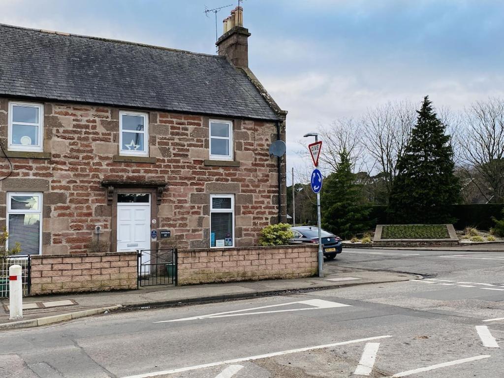 The Ramblers Rest - Whole Apartment - Pet Friendly - Close To Amenities And Walks Edzell Exteriör bild
